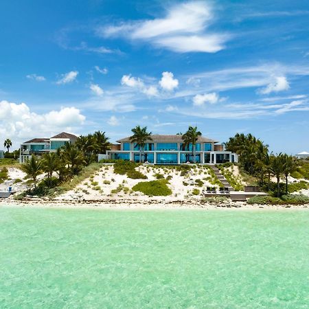 Grace Bay Club Hotel Buitenkant foto